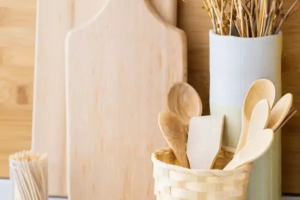 Compras Planejadas:  Como Montar uma Lista Essencial para Ambientes Compactos